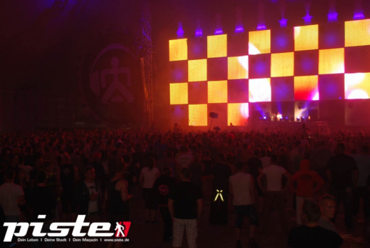 Airbeat-One 2013