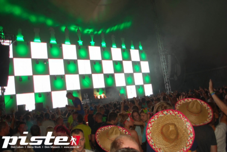 Airbeat-One 2013