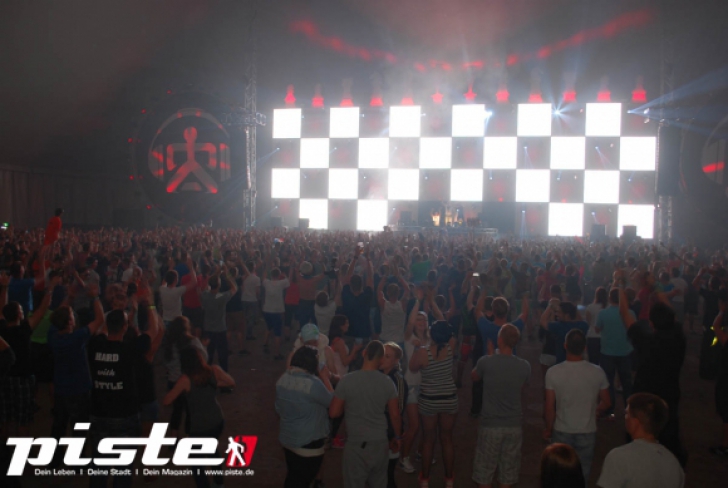 Airbeat-One 2013