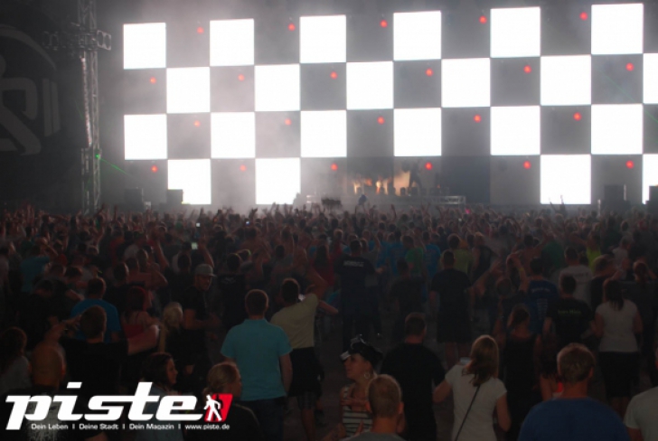 Airbeat-One 2013