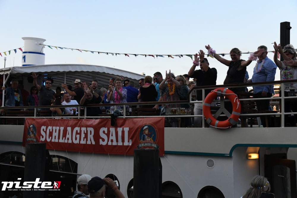 Schlager Sail