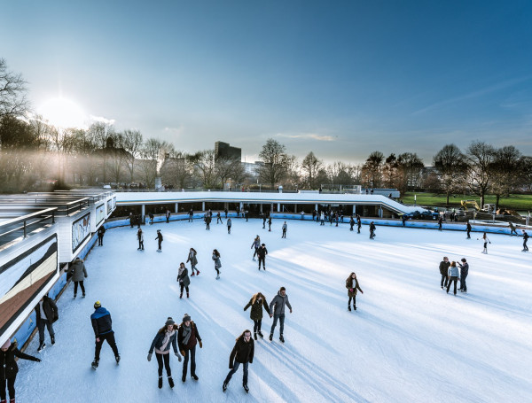 Saisonstart bei der Eis Arena Hamburg